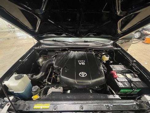 Used 2010 Toyota Tacoma 4x4 Access Cab V6 image 39