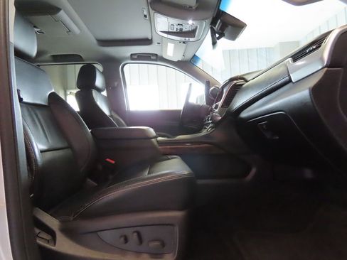 Used 2015 Chevrolet Tahoe LT w/ Luxury Package image 38