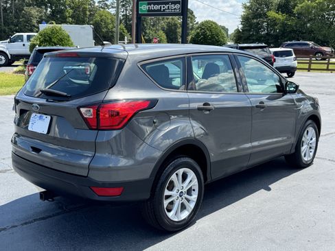 Used 2019 Ford Escape S FWD image 5