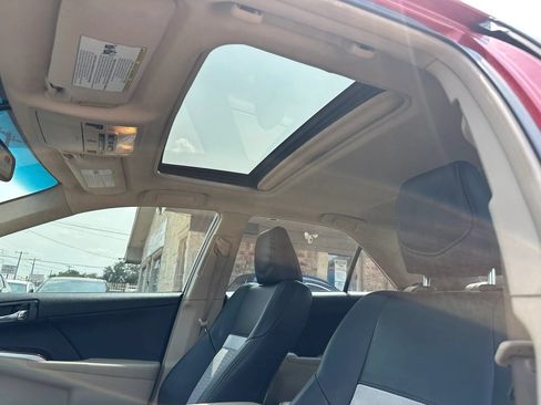 Used 2013 Toyota Camry XLE w/ Convenience Pkg FWD image 13