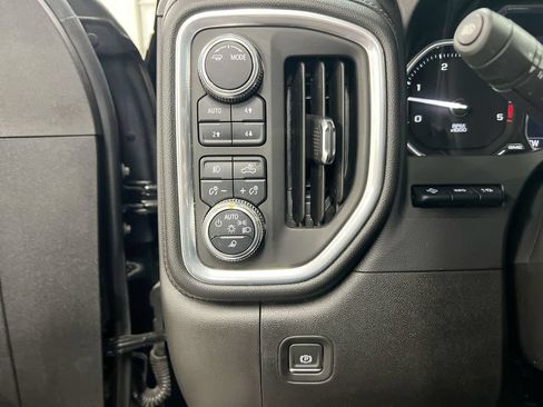 Used 2021 GMC Sierra 2500 Denali w/ Denali Ultimate Package AWD/4WD image 19