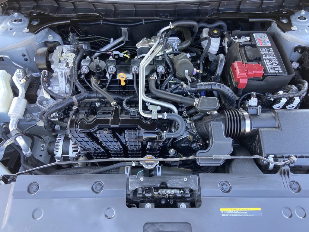 Used 2024 Nissan Altima 2.5 SR FWD image 24