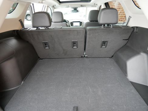 Used 2022 GMC Terrain Denali image 11