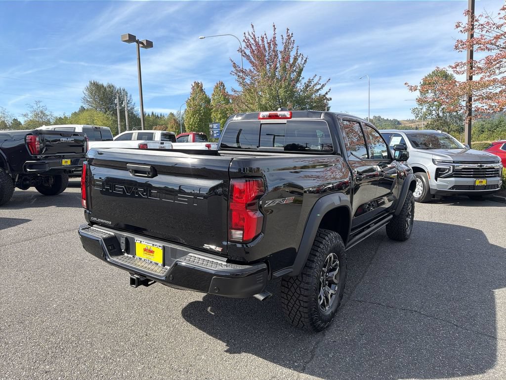 New 2026 Chevrolet Colorado ZR2 w/ Technology Package AWD/4WD image 9