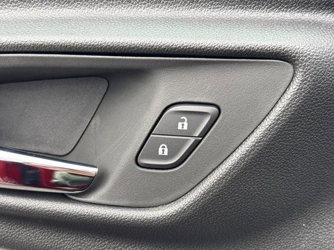 New 2026 Chevrolet Trax LT w/ Driver Confidence Package image 19