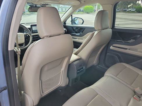 Certified 2022 Lincoln Corsair FWD w/ Premium Package image 12