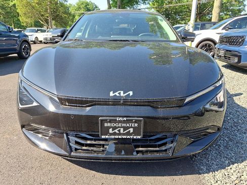 New 2025 Kia EV6 Wind image 2
