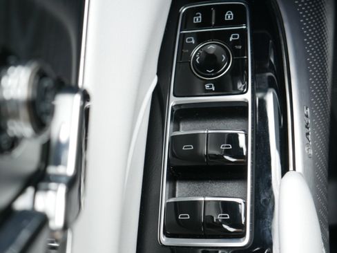 Certified 2024 Cadillac Lyriq Luxury w/ LPO, Floor Liner Package image 28