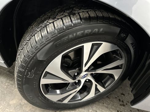 Used 2023 Subaru Legacy image 10