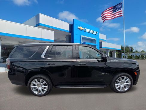 Used 2021 Chevrolet Tahoe High Country AWD/4WD image 2