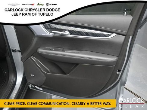 Used 2023 Cadillac XT6 Premium Luxury image 40