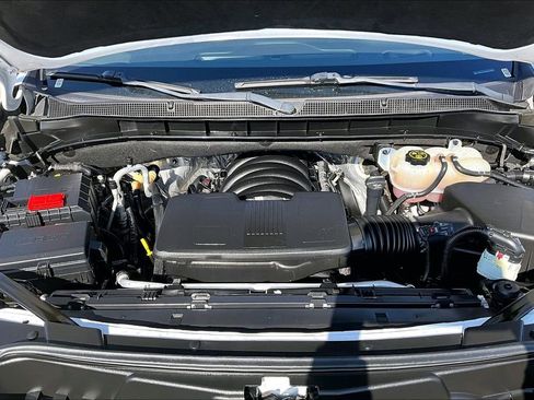 Used 2023 Chevrolet Tahoe LT w/ Luxury Package image 11