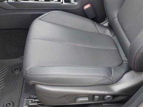 New 2026 Subaru Outback Limited image 25