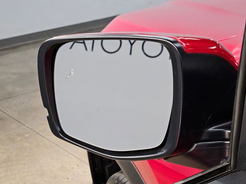 Used 2025 Honda Pilot Touring image 22