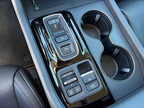 Certified 2025 Honda Pilot EX-L image 23