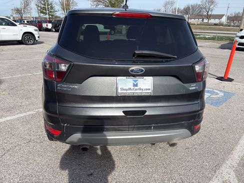 Used 2017 Ford Escape SE image 21