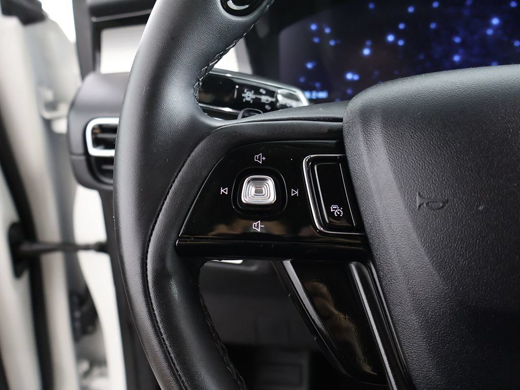 Used 2024 Lincoln Corsair AWD image 43
