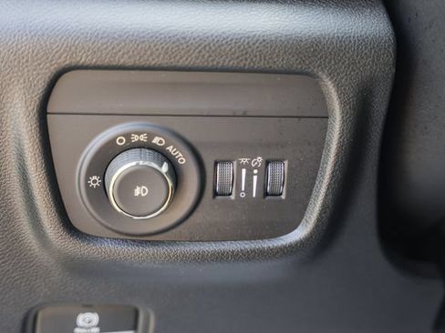 Used 2023 Jeep Grand Cherokee Limited AWD/4WD image 50