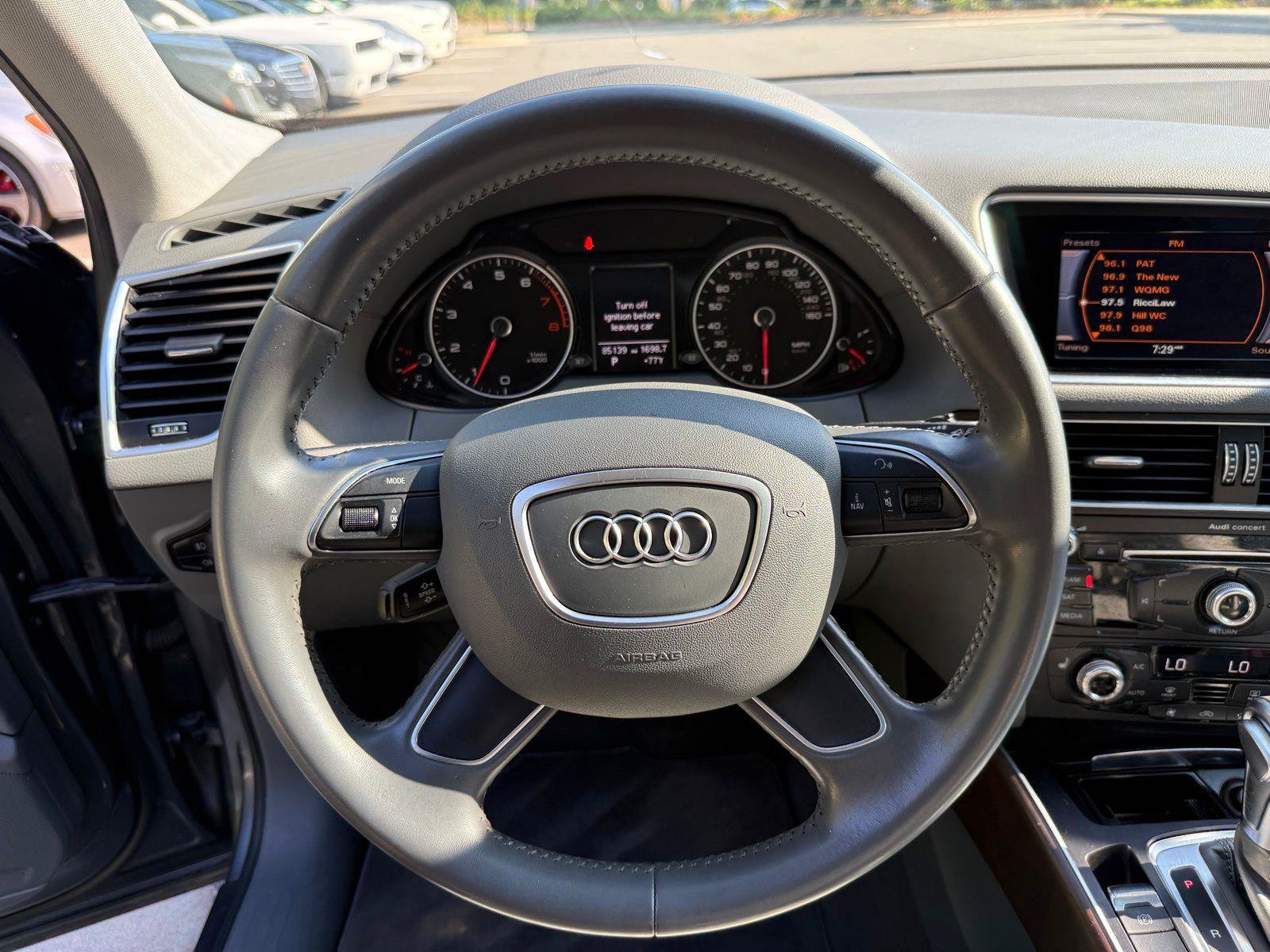 Used 2016 Audi Q5 2.0T Premium AWD/4WD image 38