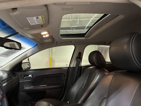 Used 2011 Ford Fusion SEL w/ 301A Rapid Spec Order Code image 18