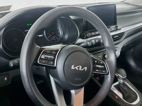 Used 2024 Kia Forte LXS image 18
