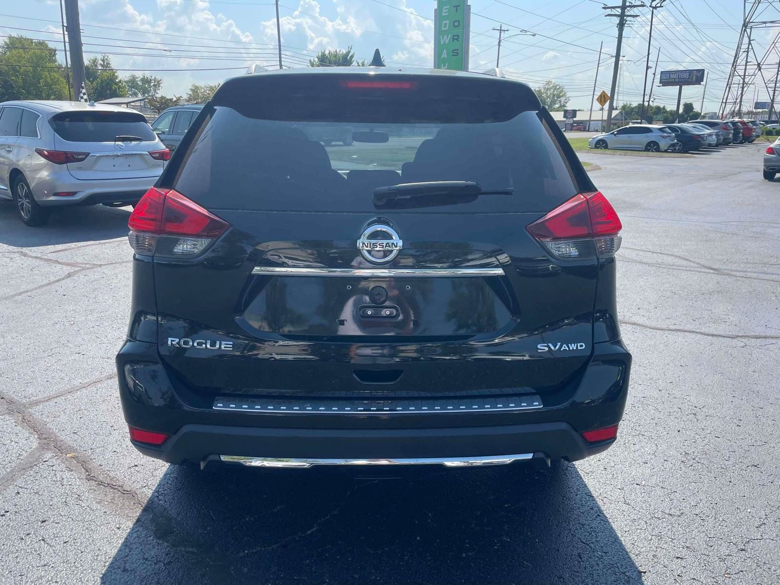 Used 2017 Nissan Rogue SV w/ SV Premium Package AWD/4WD image 6
