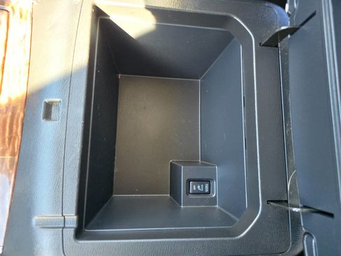 Used 2019 Nissan Armada SL w/ Premium Package image 20