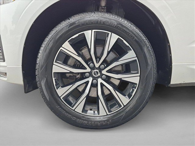 Used 2023 Volvo XC60 B5 Core w/ Climate Package FWD image 24