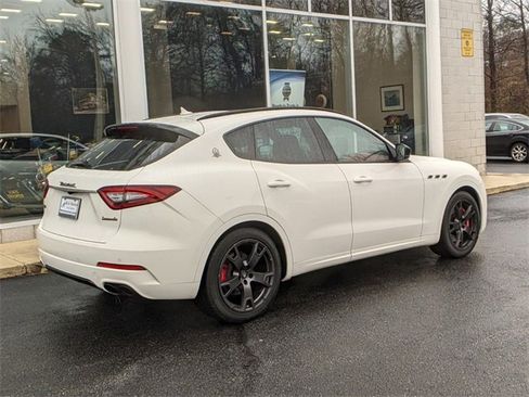 Used 2019 Maserati Levante S image 7