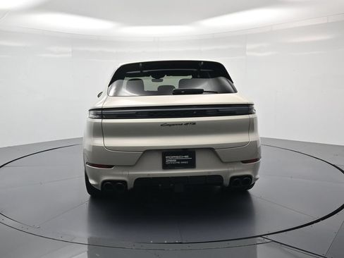 Used 2026 Porsche Cayenne GTS AWD/4WD image 42