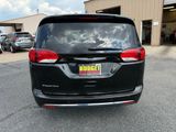 Used 2017 Chrysler Pacifica Touring-L Plus image 6