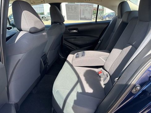 Used 2020 Toyota Corolla LE FWD image 9