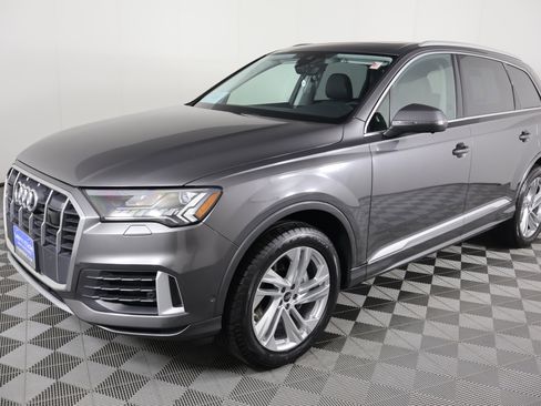 Used 2024 Audi Q7 3.0T Premium Plus image 10
