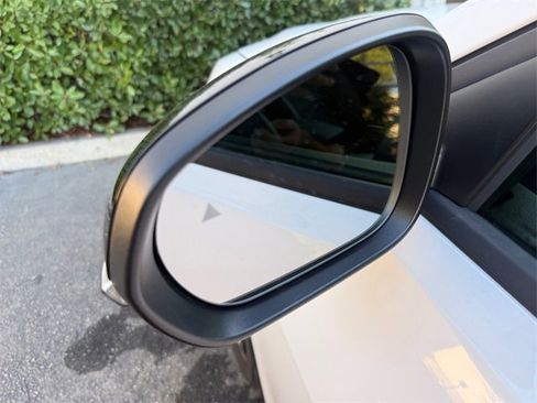 Used 2024 Alfa Romeo Tonale Ti w/ Premium Interior Package image 33