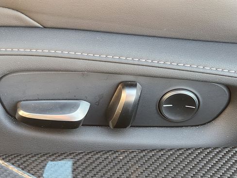 Certified 2022 Lexus LC 500 Convertible image 31