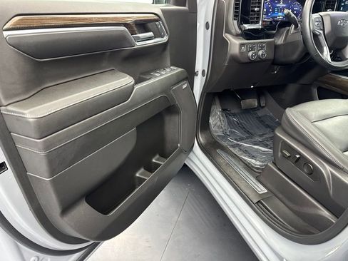 Used 2024 Chevrolet Silverado 1500 RST w/ True North Edition Plus AWD/4WD image 28