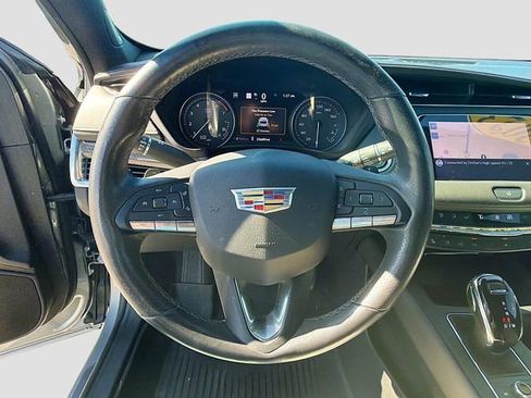 Used 2023 Cadillac XT4 Sport image 38