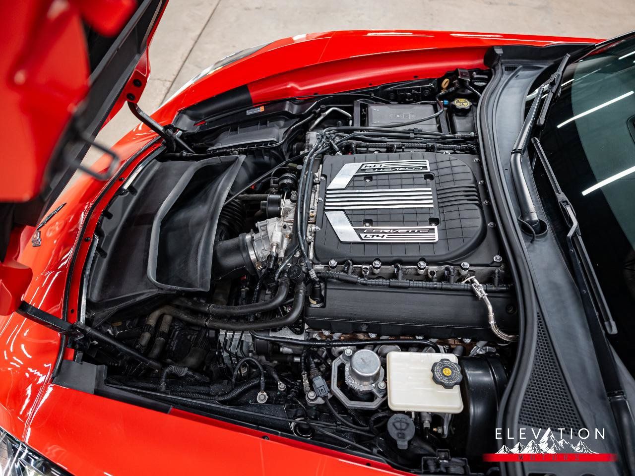 Used 2015 Chevrolet Corvette Z06 w/ 3LZ Preferred Equipment Group RWD image 18