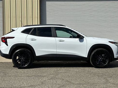 New 2025 Chevrolet Trax ACTIV w/ Driver Confidence Package image 8