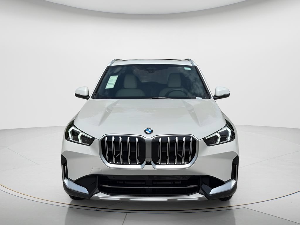 New 2026 BMW X1 xDrive28i w/ Technology Package AWD/4WD image 2