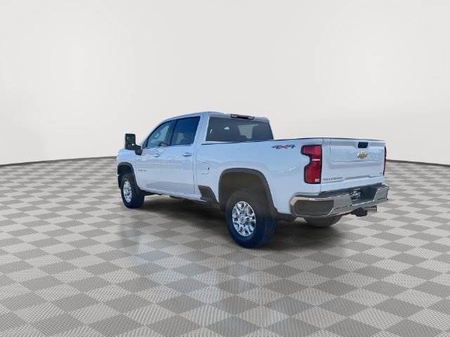 Used 2026 Chevrolet Silverado 2500 LTZ w/ LTZ Convenience Package AWD/4WD image 9