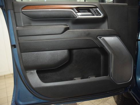 Used 2024 GMC Sierra 2500 Denali w/ Technology Package AWD/4WD image 50