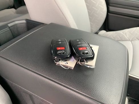 New 2026 Toyota Tacoma SR5 image 33