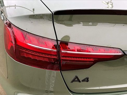 Used 2023 Audi A4 2.0T Premium Plus w/ Premium Plus Package image 32