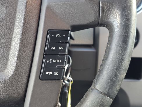 Used 2010 Ford F150 XLT image 29