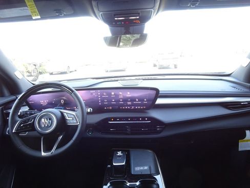 New 2026 Buick Enclave Avenir w/ Super Cruise Package FWD image 24