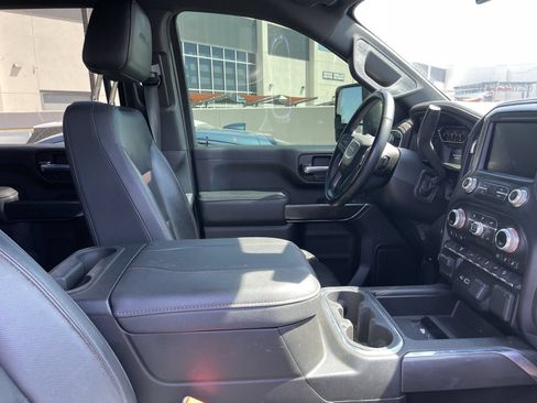 Used 2023 GMC Sierra 2500 AT4 w/ Gooseneck/5TH Wheel Package AWD/4WD image 6