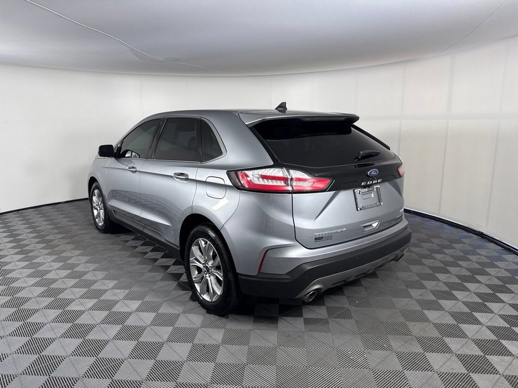Used 2022 Ford Edge Titanium w/ Cargo Accessory Package AWD/4WD image 3