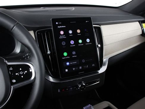 New 2026 Volvo XC90 B6 Plus w/ Protection Package Premier image 6