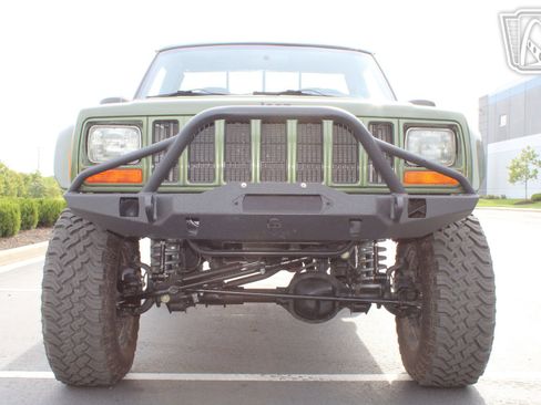 Used 1990 Jeep Comanche 2WD image 24